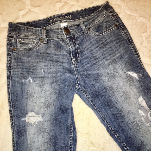 ‼️SALE‼️ Capri jeans with light floral design