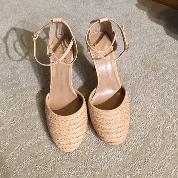 Banana Republic Vvachtta Heels