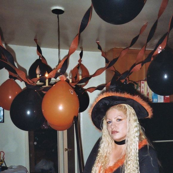 Meet your Posher, Becky