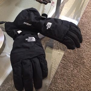 Women's North Face Winter Gloves