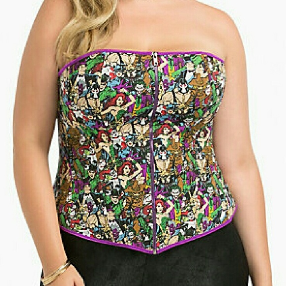 DC Multi Villain Cosplay Bustier
1x joker batman - Picture 2 of 4