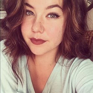 Meet your Posher, Sasha