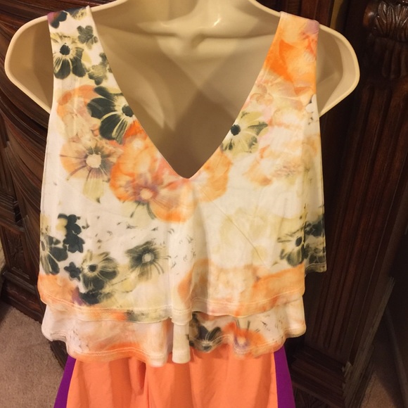 Blouse - Picture 2 of 3