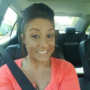 Meet your Posher, Mallory