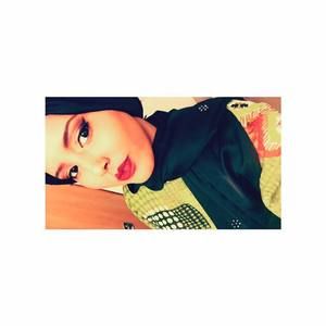 Meet your Posher, Iman