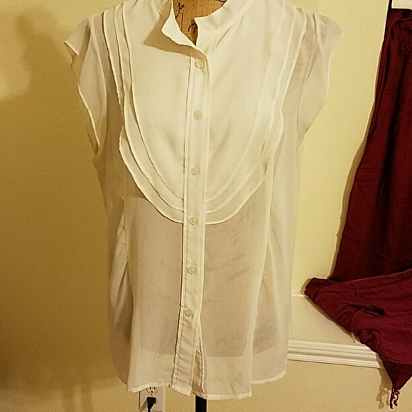 Sleeveless silk blouse