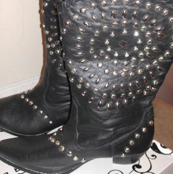 Black, Silver stud boots