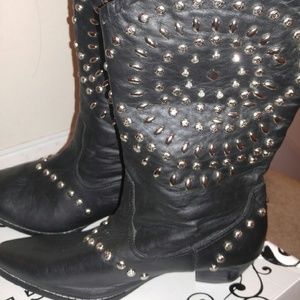 Black, Silver stud boots