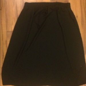 Black midi skirt