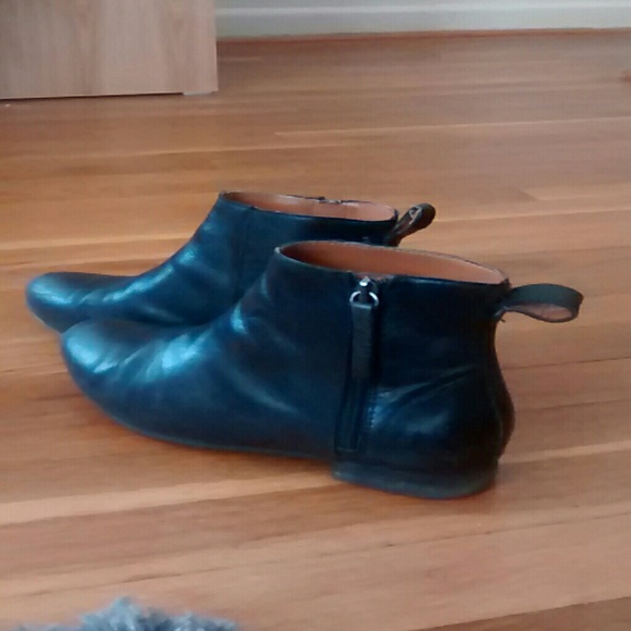 Gap ankle boots. Size 8