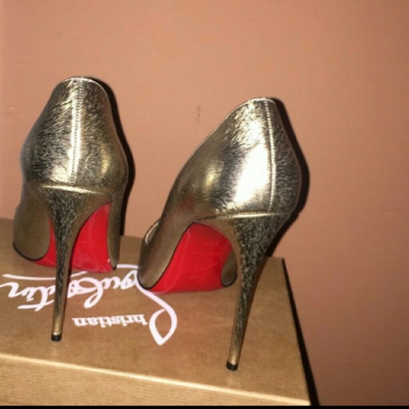 **SOLD***Authentic Christian Louboutin Heels. - Picture 2 of 4