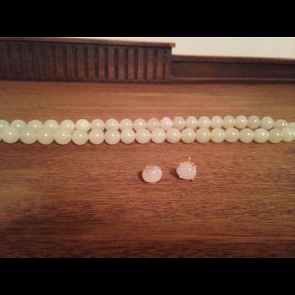 Jade set - Picture 3 of 3