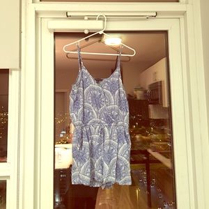 Banana Republic blue and white paisley romper