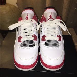 Air Jorda 4 Retro Size 4Y