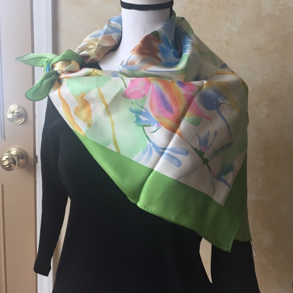 Carlisle 100% Silk Scarf Floral Print