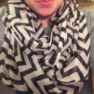 Black and white chevron infinity scarf