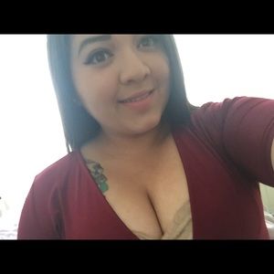 Meet your Posher, Selene