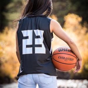 Meet your Posher, Monique