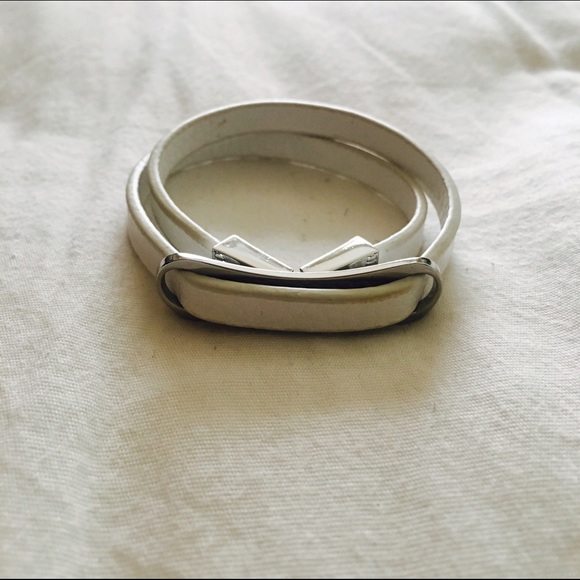 White Faux Leather Necklace/Bracelet