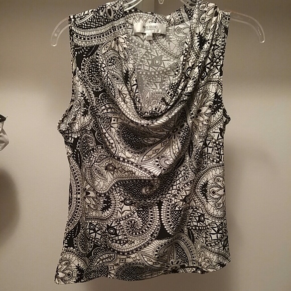 Jones top