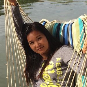 Meet your Posher, Bee