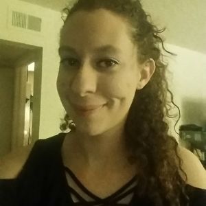 Meet your Posher, Linda