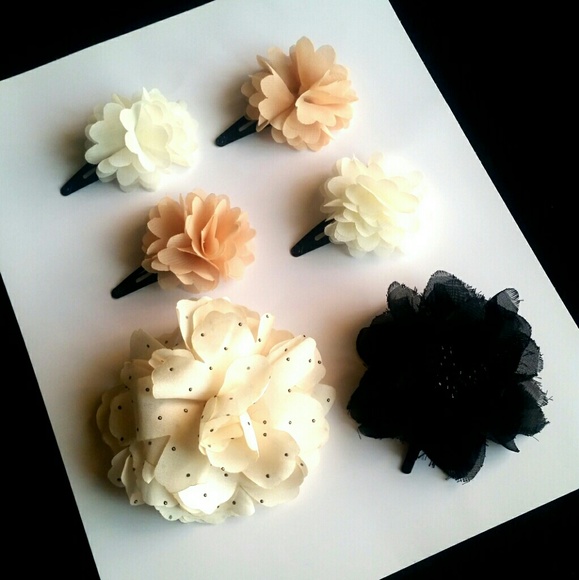 NEW! 6 Flower Hair Accessories