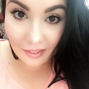 Meet your Posher, Gaby