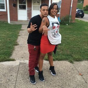 Meet your Posher, Amina