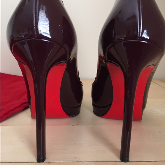 ~~~SOLD~~~Christian Louboutin Stilletos - Picture 8 of 8