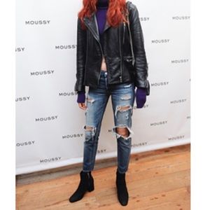 Never worn, MOUSSY, distressed skinny jeans