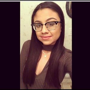 Meet your Posher, Sara