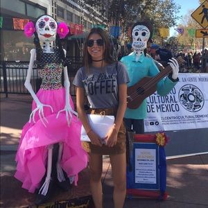 Meet your Posher, Kiona