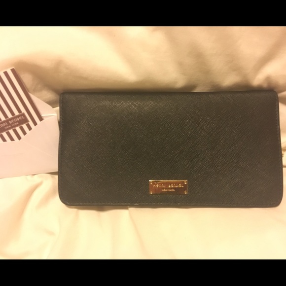 *AUTH* Henri Bendel West 57th Double Snap Wallet