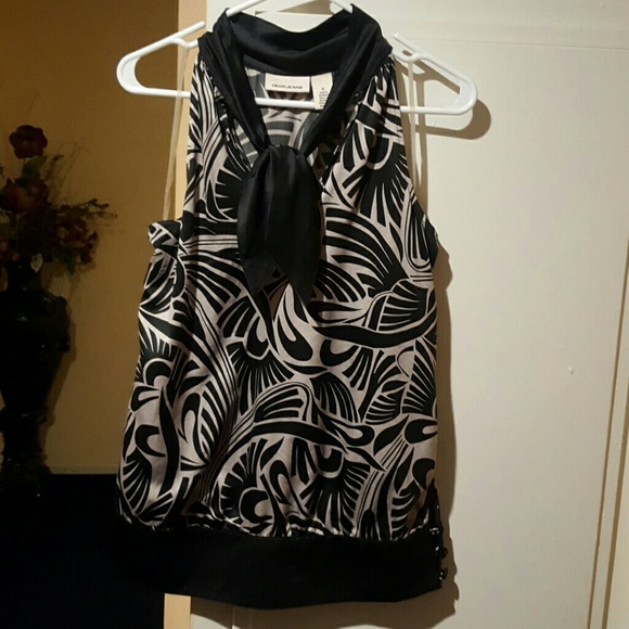 DKNY top