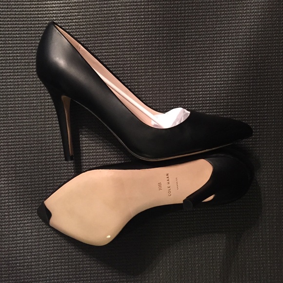 NIB Cole Haan Emery Black Leather Size 10 Heels - Picture 2 of 7