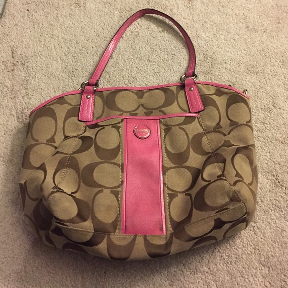 Coach medium purse