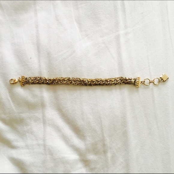 BCBGMAXAZRIA Gold Chain Bracelet - Picture 1 of 3