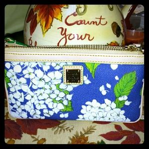 Dooney and Bourke Wristlet in Hydrangea
