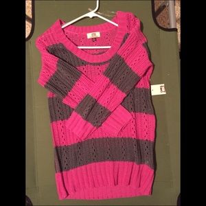 LEI sweater- perfect for leggings!