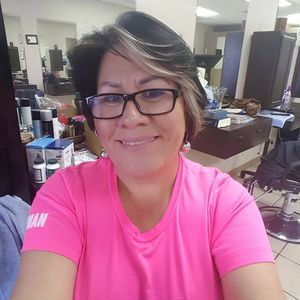 Meet your Posher, Glory