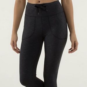 Lululemon Skinny Groove Leggings in Black