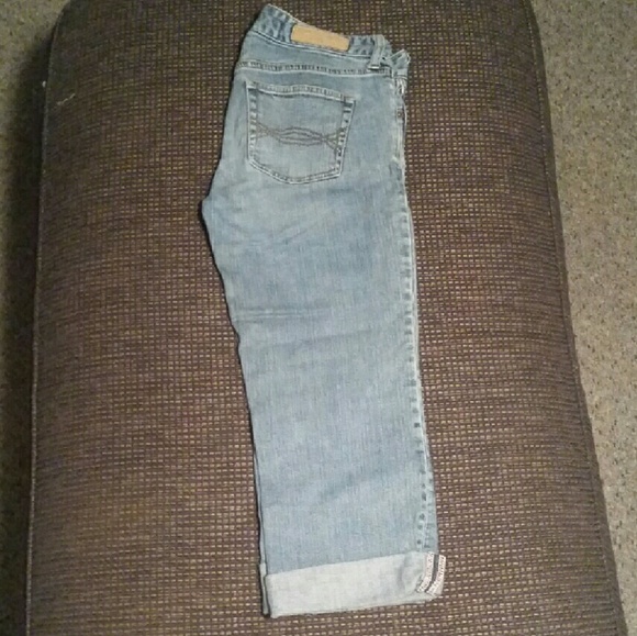 Abercrombie and Fitch capris