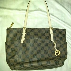 Mk purse