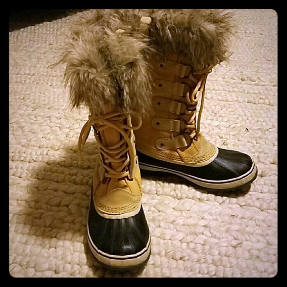 Sorel Joan of Arctic boot