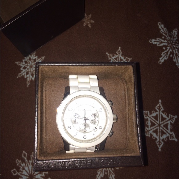 Men's Michael Kors Watch - Picture 2 of 4