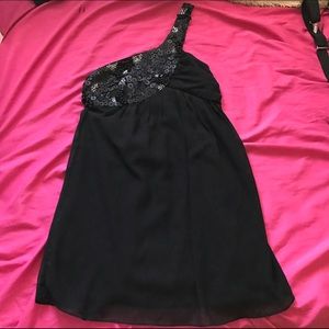 Black One-Shoulder Dress