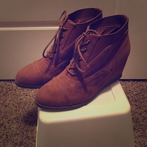 MADDEN GIRL Brown Booties/Wedges