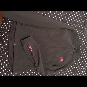 The North Face wind resistance jacket size medium