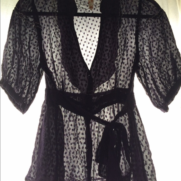 Anthropologie RARE (Maeve) 100% silk sheer blouse